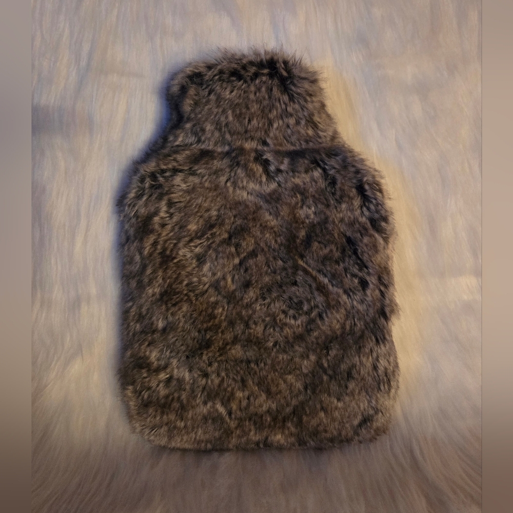 Indigo Ultra Soft Faux Fur Hot Water Bottle (NWOT)